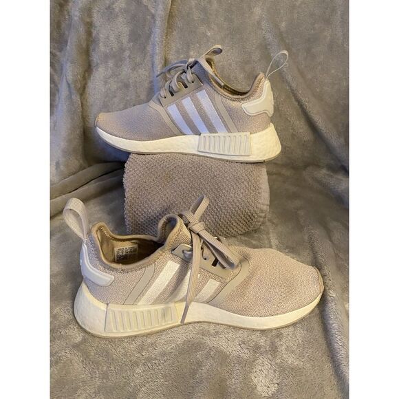 EUC Adidas NMD R1 Womens‎ Running/Training Shoes Beige/ Off White Size 6.5 - Picture 2 of 7